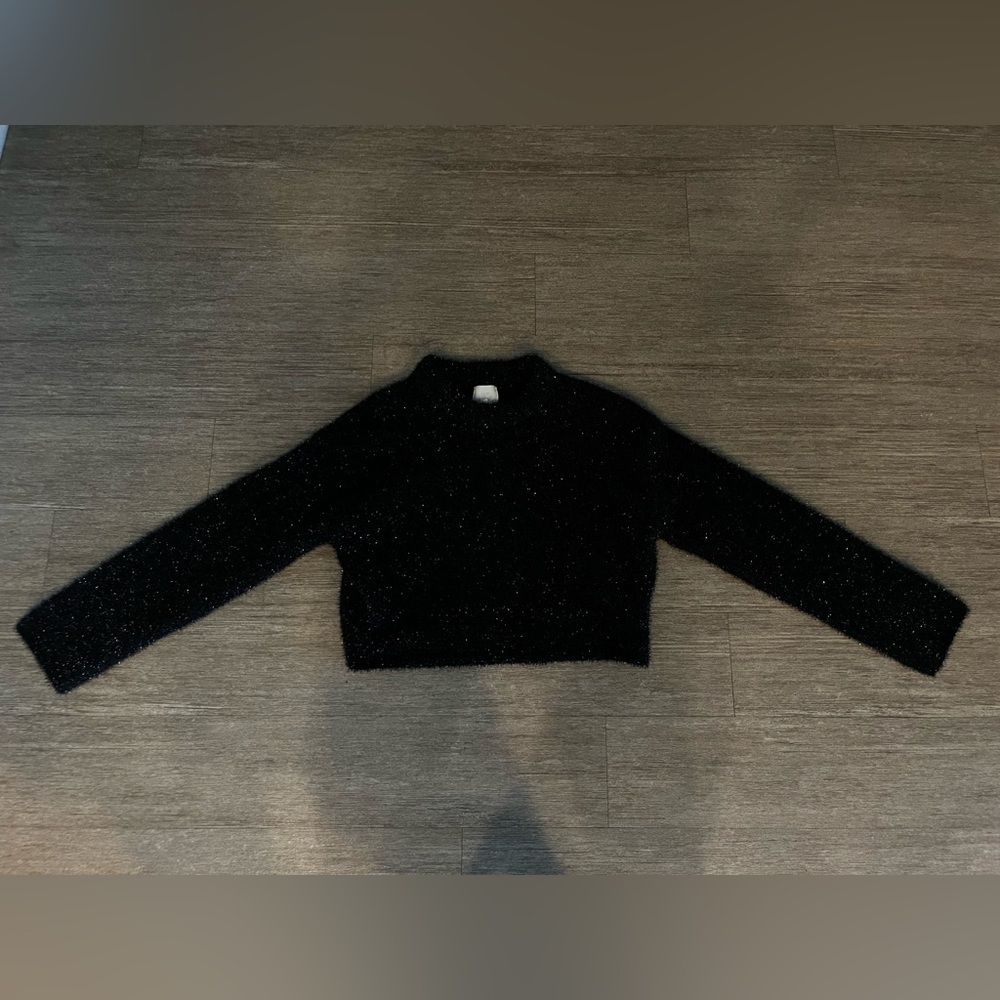H&M Fuzzy Crop Top
